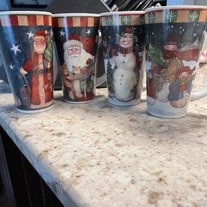 Set of 4 tall Christmas mugs
